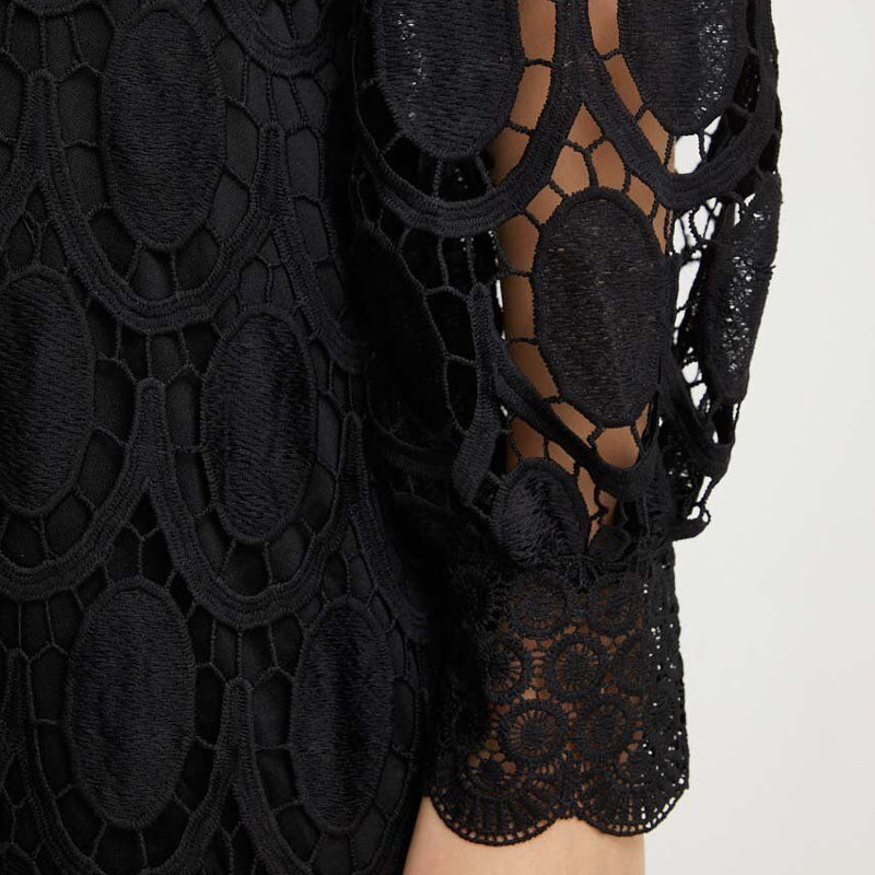 Women's Elegant Long-Sleeve Lace Dress